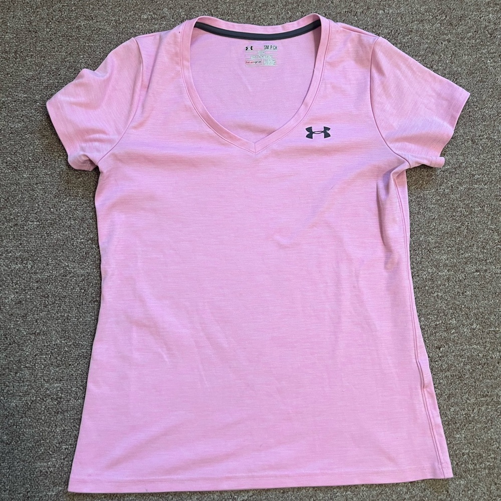 Under Armour Women's Light Pink V-Neck Tee